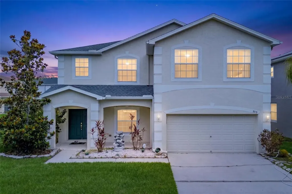 8919 N River Road Tampa FL 33635
