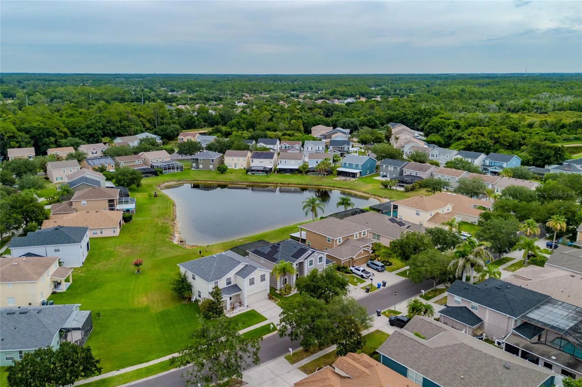 8919 N River Road Tampa FL 33635