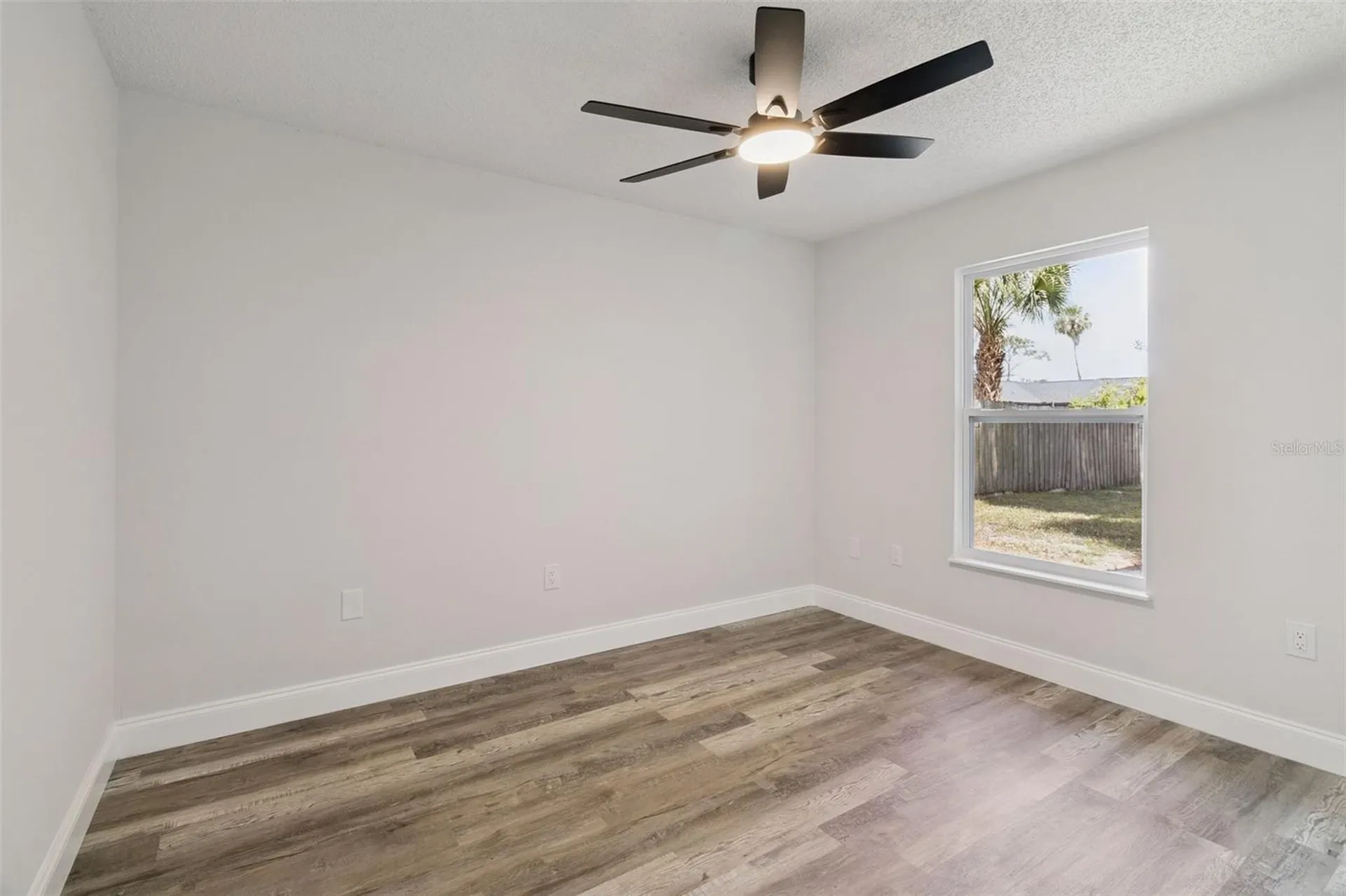 1374 Pakenham Street NW Palm Bay FL 32907