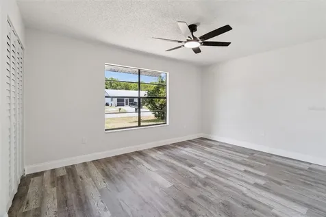 1374 Pakenham Street NW Palm Bay FL 32907