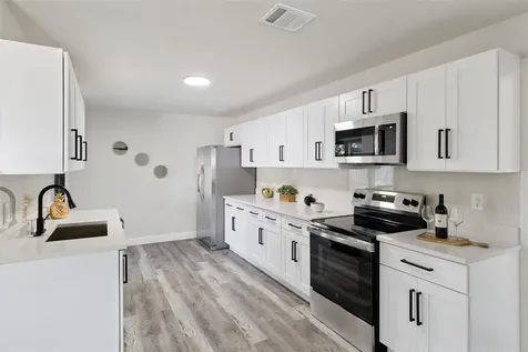 1374 Pakenham Street NW Palm Bay FL 32907