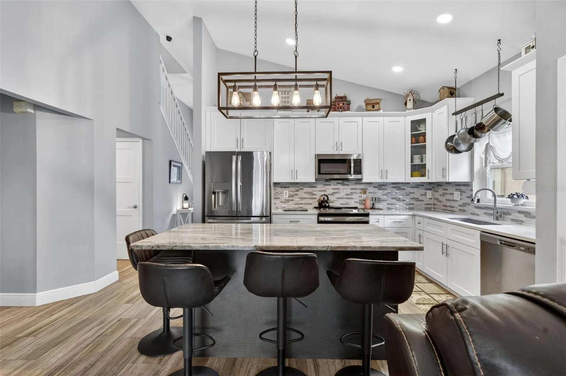 571 Augustine Court Oviedo FL 32765