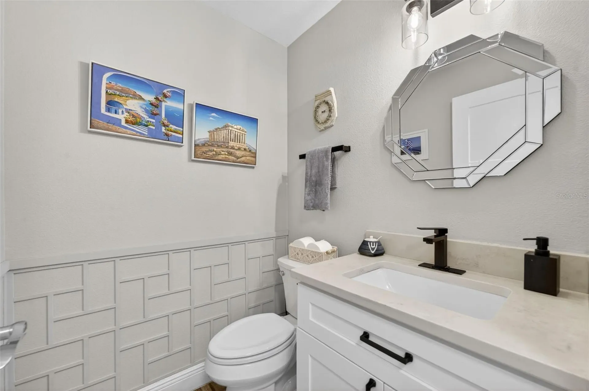 571 Augustine Court Oviedo FL 32765