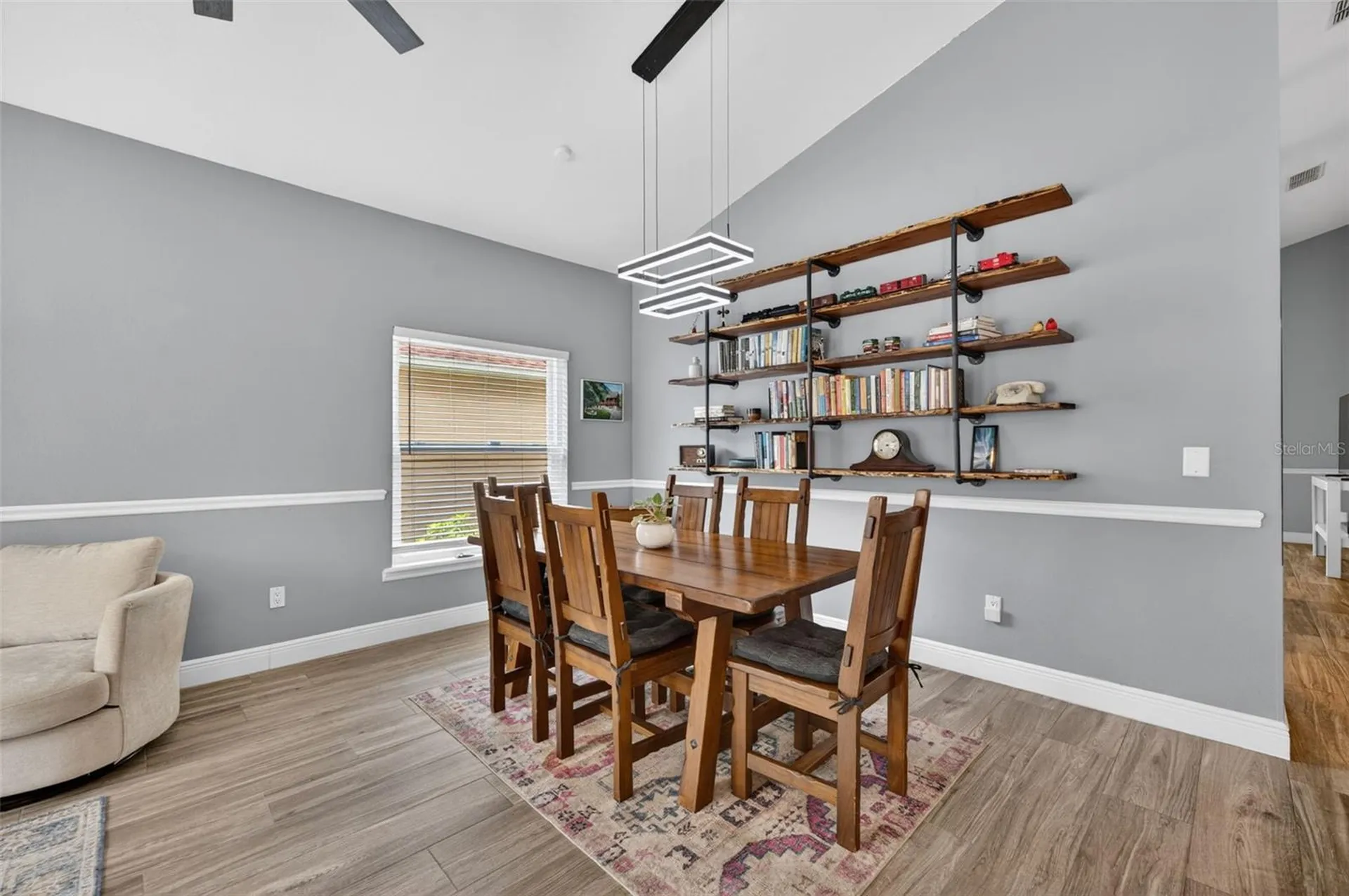 571 Augustine Court Oviedo FL 32765