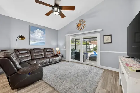 571 Augustine Court Oviedo FL 32765