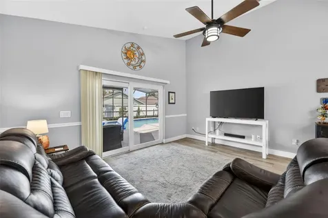 571 Augustine Court Oviedo FL 32765