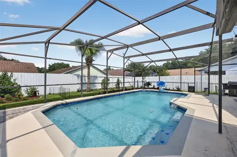 571 Augustine Court Oviedo FL 32765