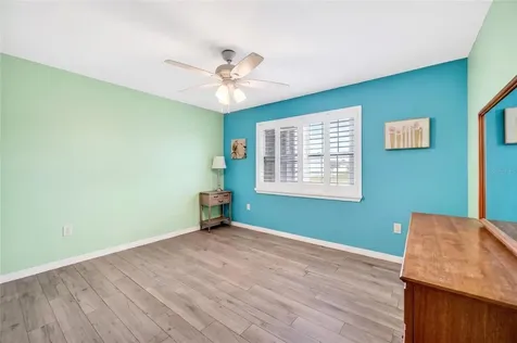 827 Oakmont Avenue Sun City Center FL 33573
