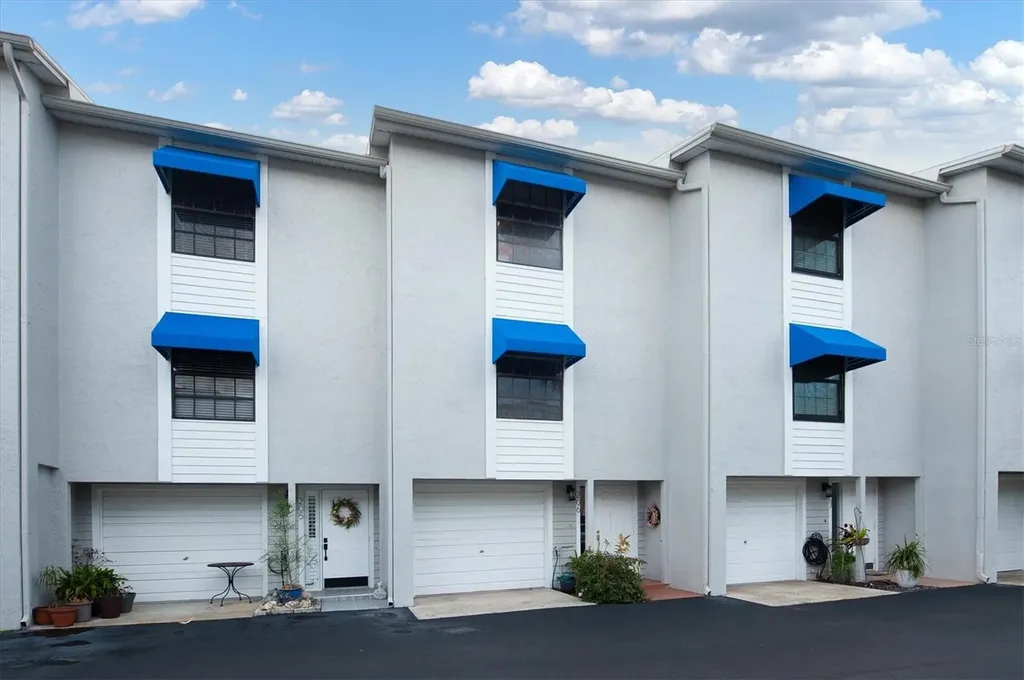 745 Pinellas Bayway S St Petersburg FL 33705