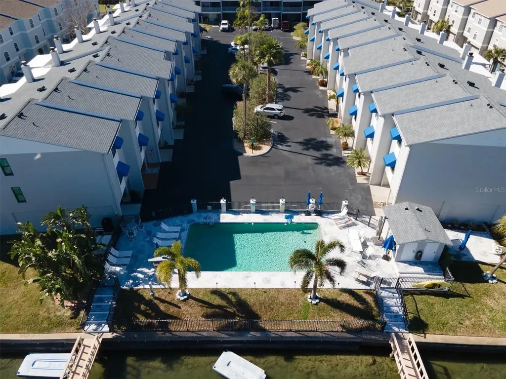 745 Pinellas Bayway S St Petersburg FL 33705