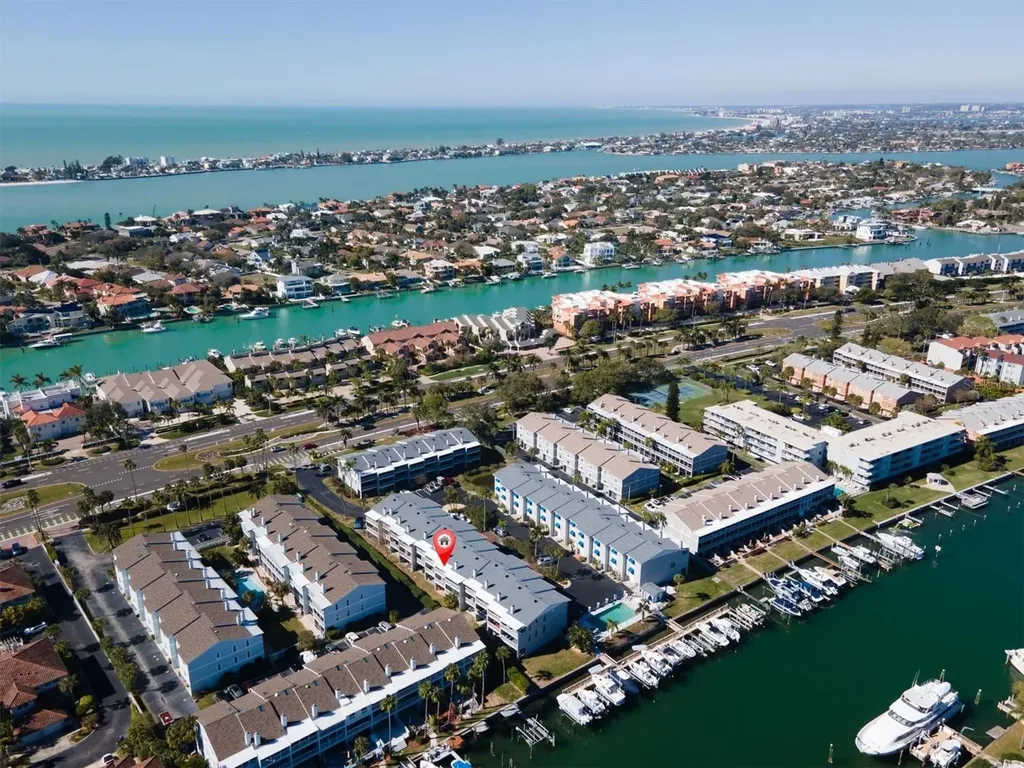 745 Pinellas Bayway S St Petersburg FL 33705
