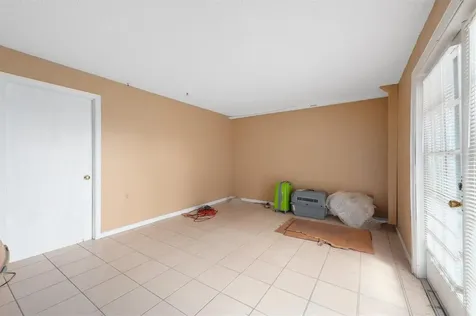745 Pinellas Bayway S St Petersburg FL 33705