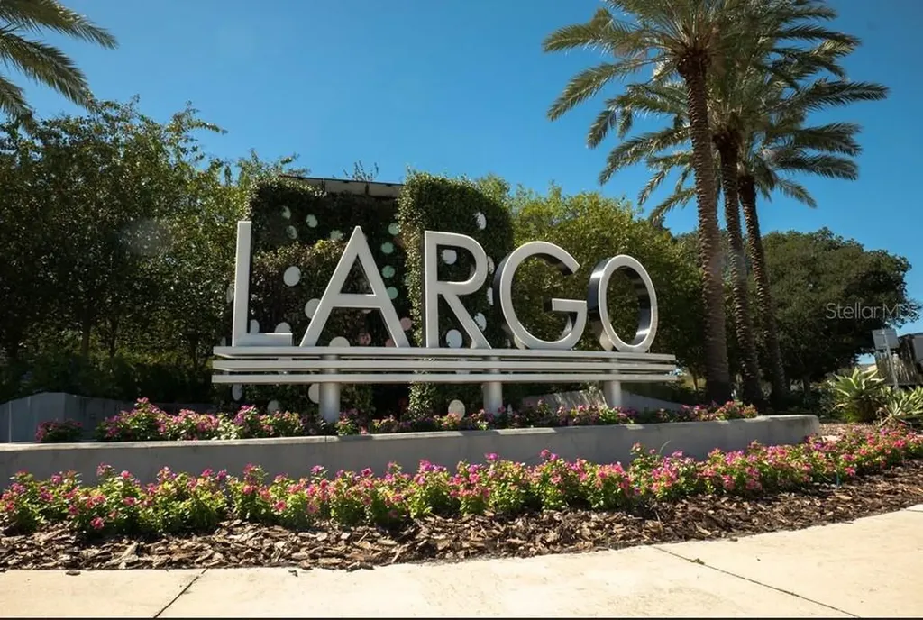 364 3rd Street NW Largo FL 33770