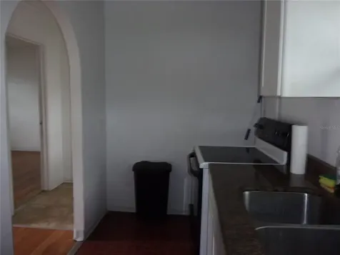 5214 7th Street Zephyrhills FL 33542