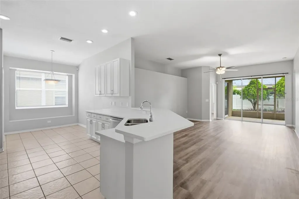 427 Fern Gulley Drive Seffner FL 33584