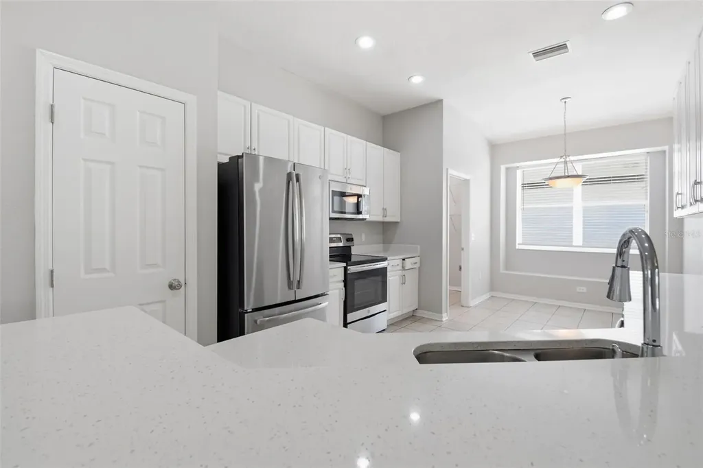 427 Fern Gulley Drive Seffner FL 33584