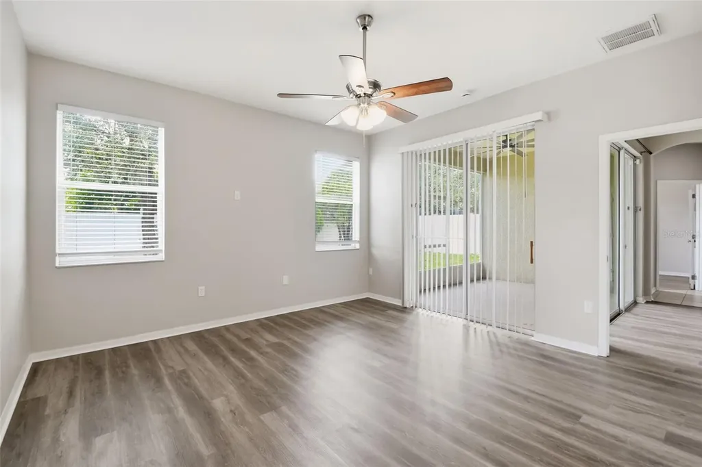 427 Fern Gulley Drive Seffner FL 33584