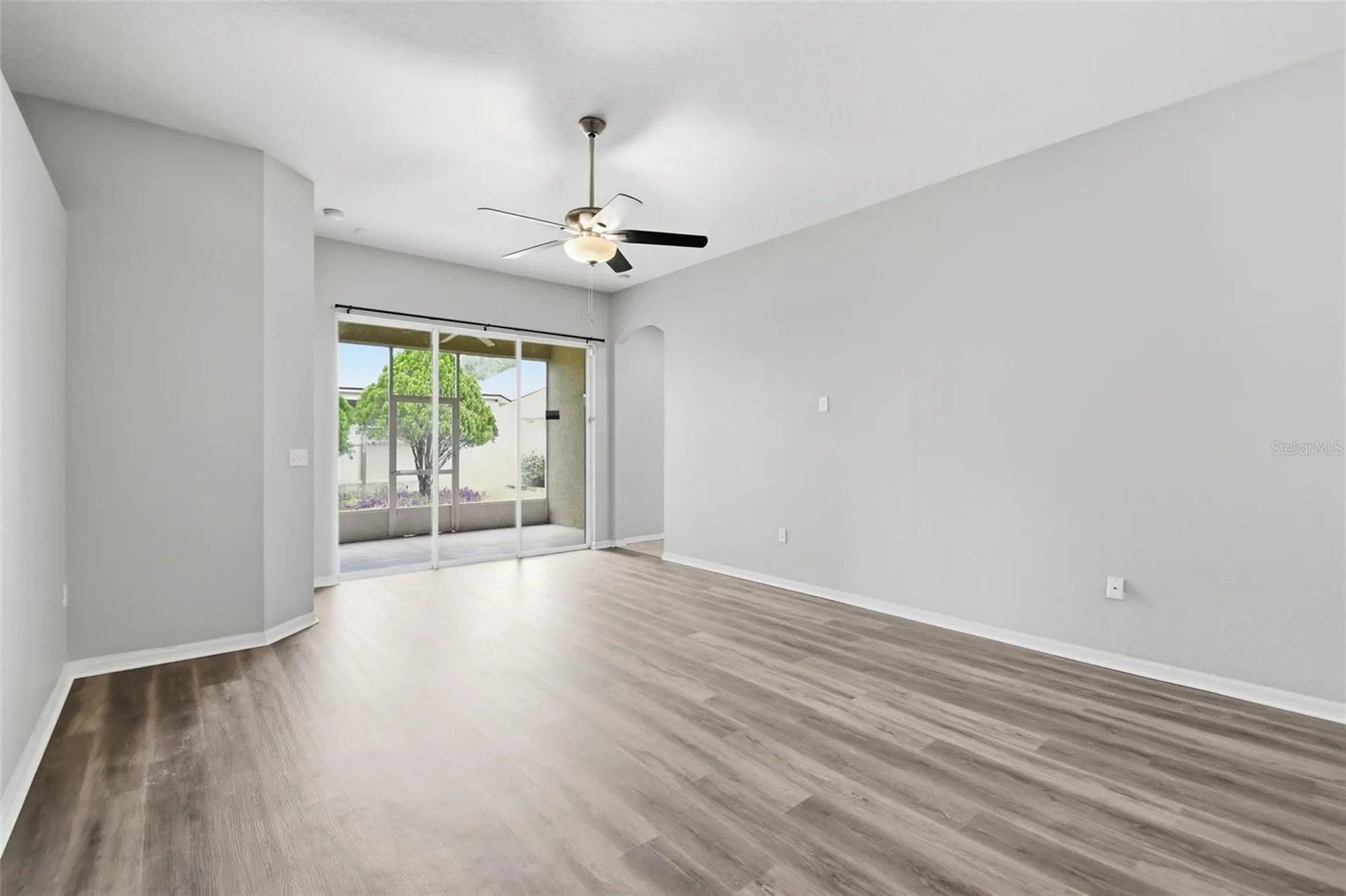 427 Fern Gulley Drive Seffner FL 33584
