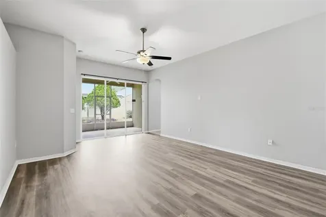 427 Fern Gulley Drive Seffner FL 33584