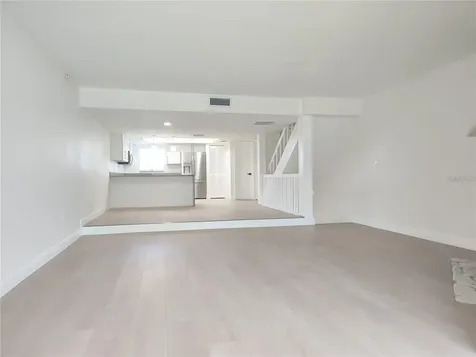 255 Capri Circle N Treasure Island FL 33706