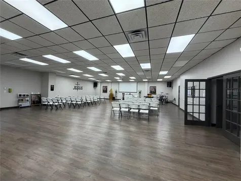 208 E Lake Avenue Auburndale FL 33823