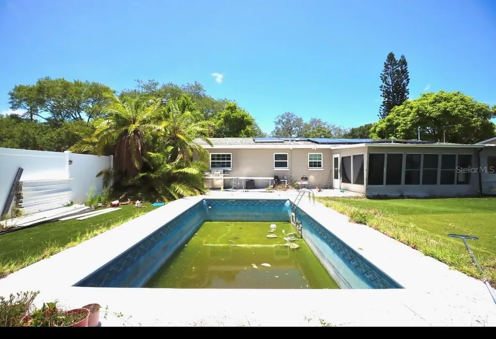 221 N Duncan Avenue Clearwater FL 33755