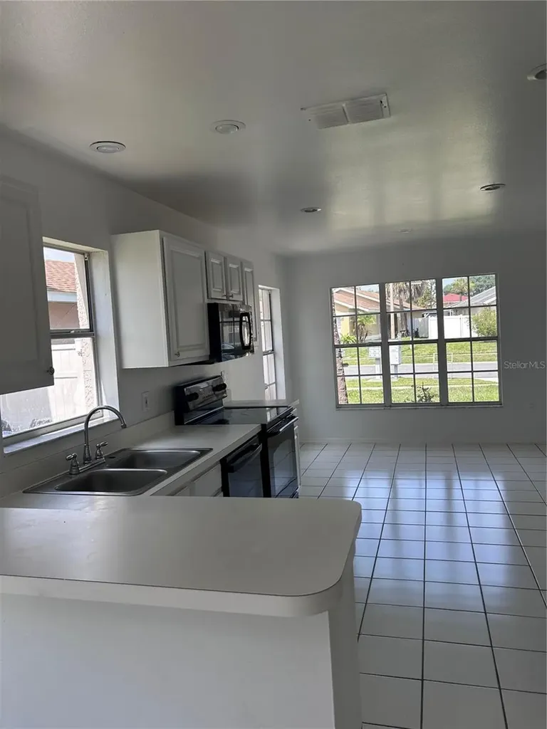 2608 Spring Hill Drive Kissimmee FL 34743