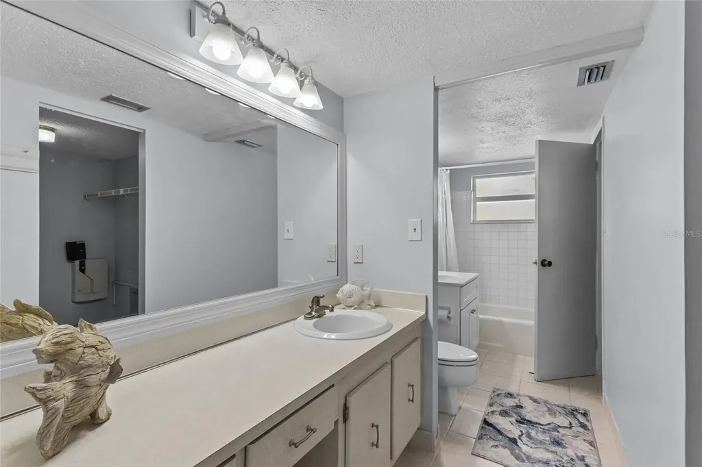 9397 Midnight Pass Road Sarasota FL 34242