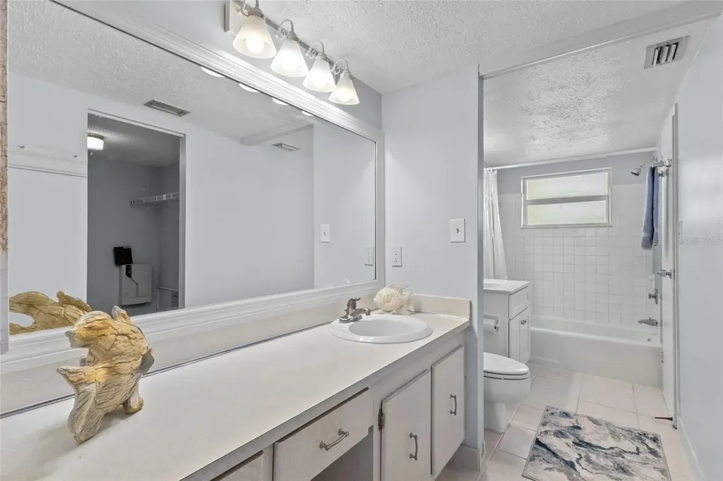 9397 Midnight Pass Road Sarasota FL 34242