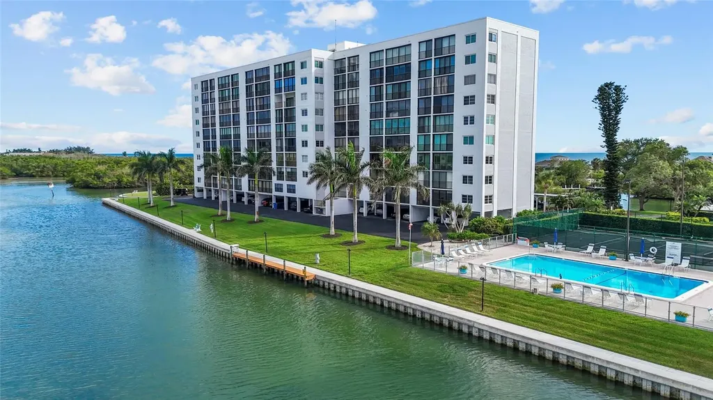 9397 Midnight Pass Road Sarasota FL 34242