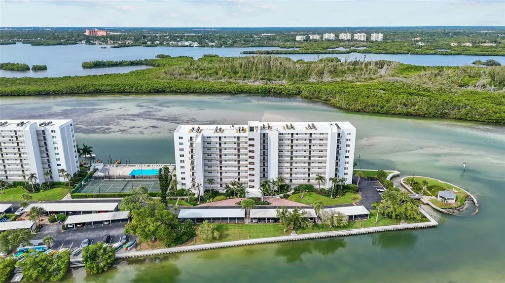 9397 Midnight Pass Road Sarasota FL 34242