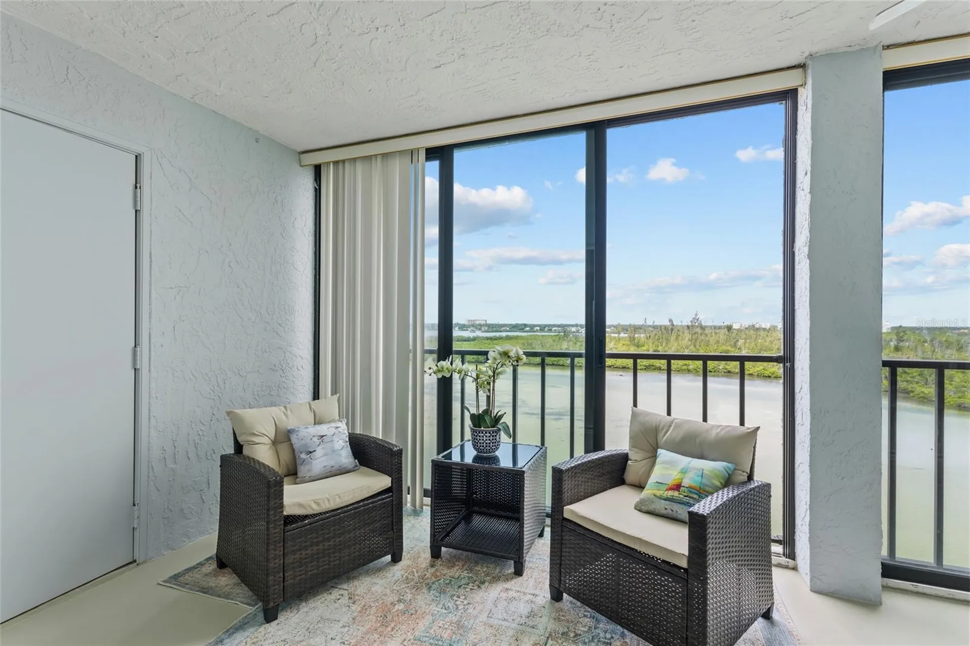 9397 Midnight Pass Road Sarasota FL 34242