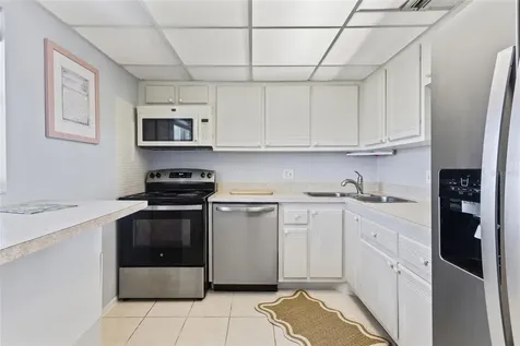 9397 Midnight Pass Road Sarasota FL 34242