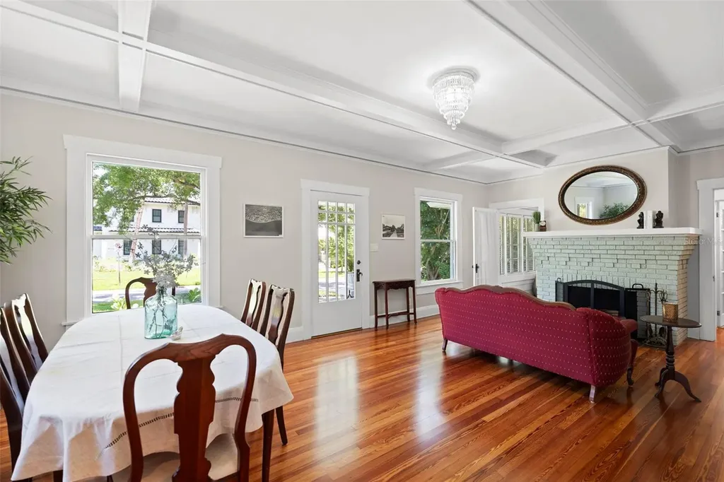 703 S Edison Avenue Tampa FL 33606