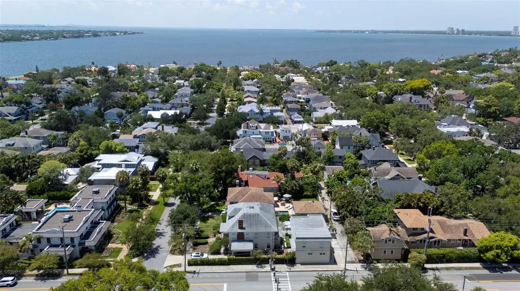 703 S Edison Avenue Tampa FL 33606