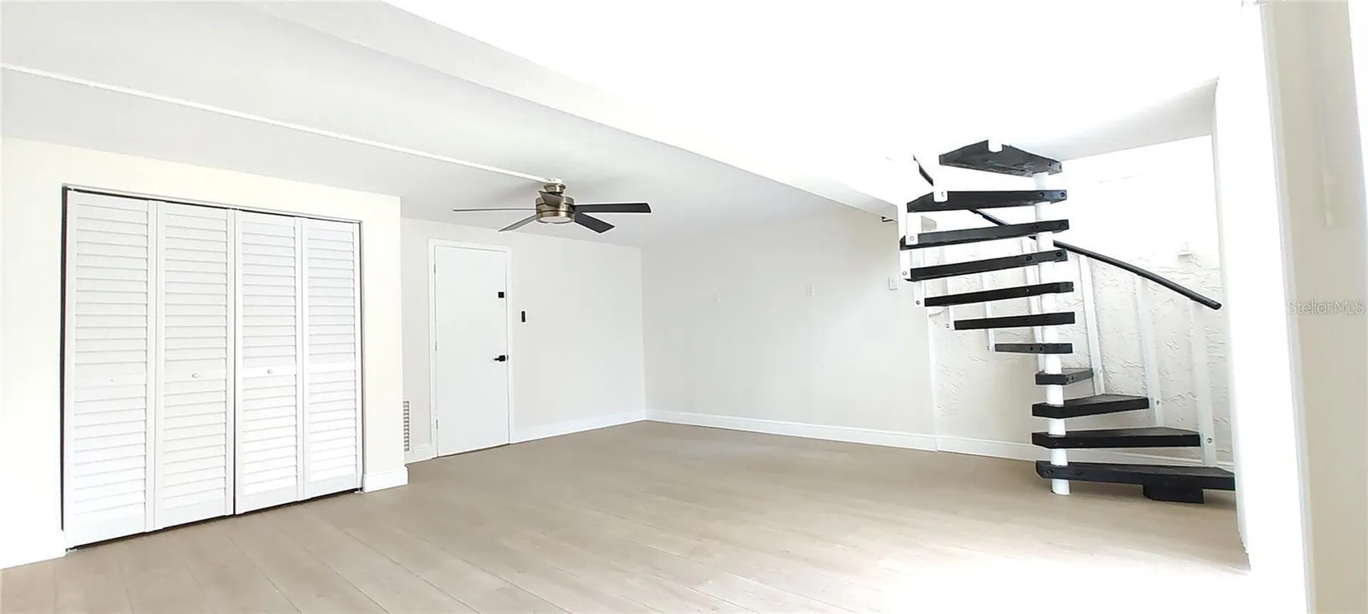 255 Capri Circle N Treasure Island FL 33706