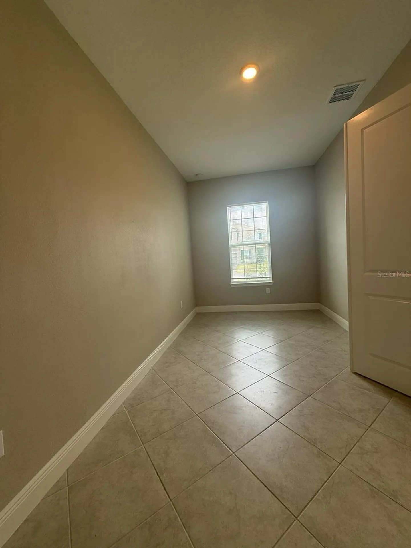 19071 Blueleaf Street Orlando FL 32827