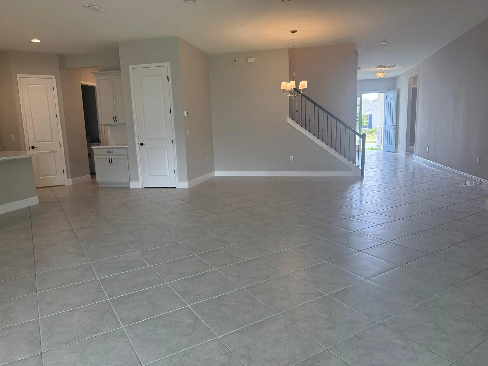 19071 Blueleaf Street Orlando FL 32827