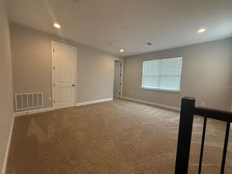 19071 Blueleaf Street Orlando FL 32827