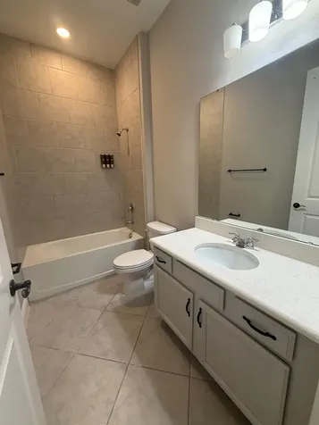 19071 Blueleaf Street Orlando FL 32827