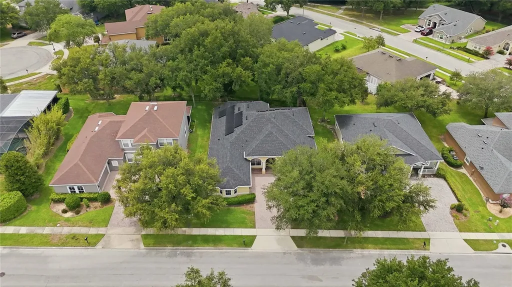 513 Parkside Pointe Boulevard Apopka FL 32712
