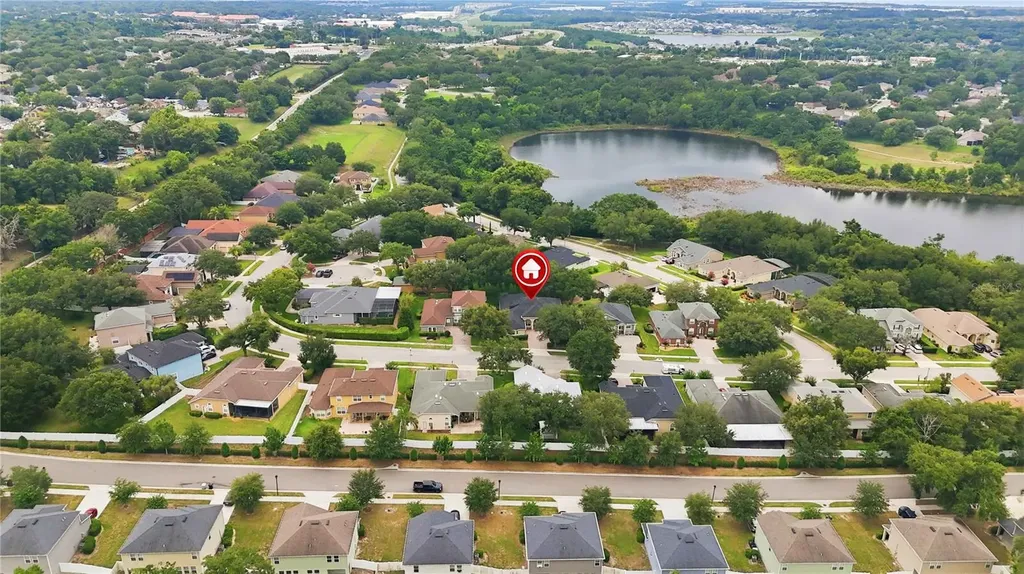 513 Parkside Pointe Boulevard Apopka FL 32712