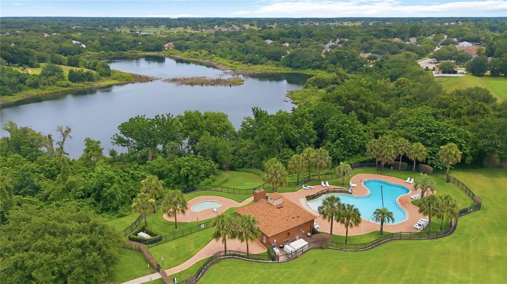513 Parkside Pointe Boulevard Apopka FL 32712