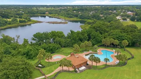 513 Parkside Pointe Boulevard Apopka FL 32712