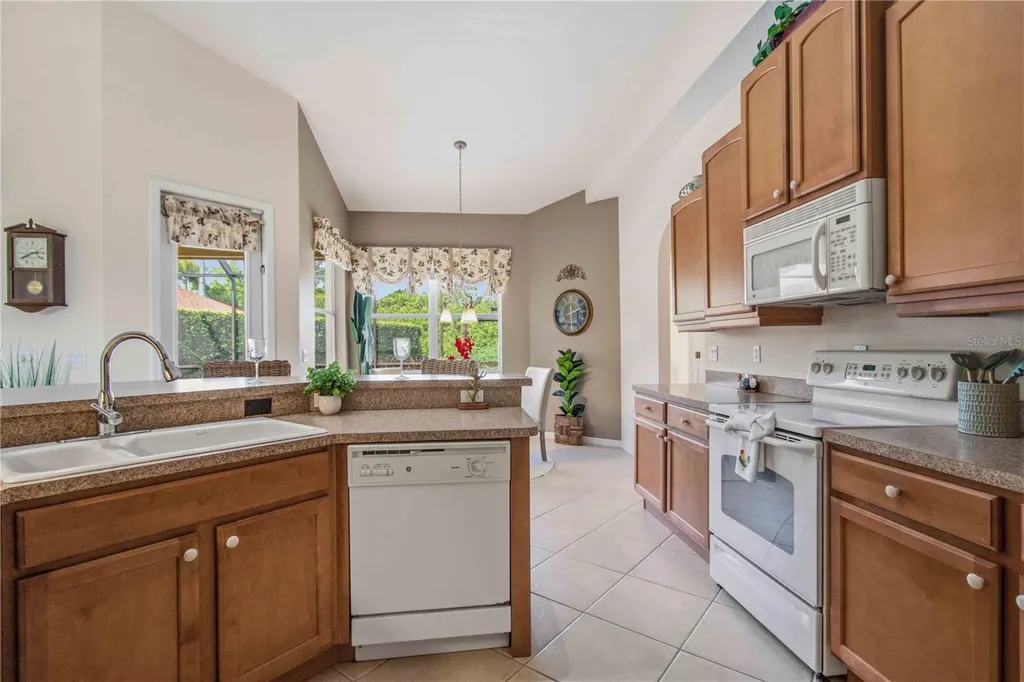 9215 63rd Court E Parrish FL 34219