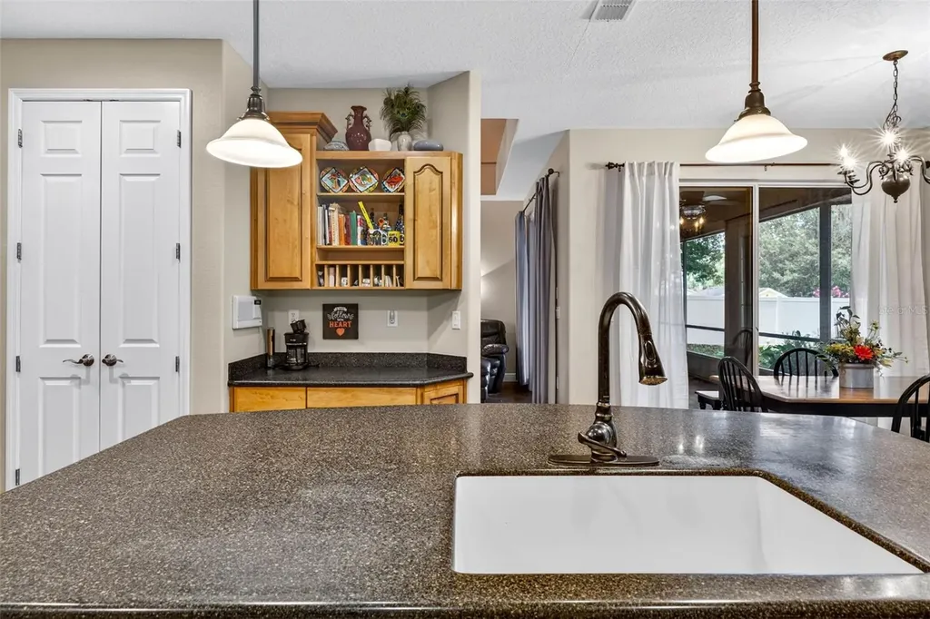 32449 Laurel Court San Antonio FL 33576