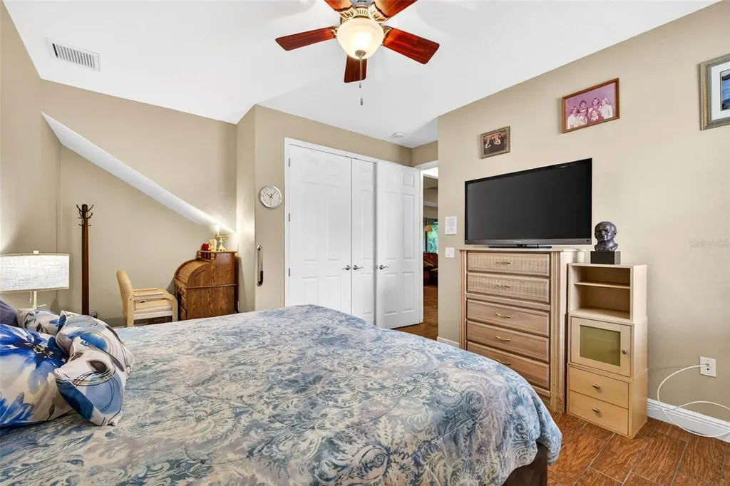 32449 Laurel Court San Antonio FL 33576