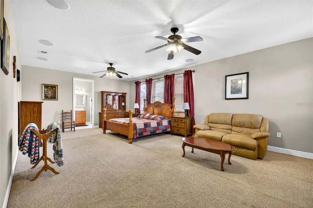 32449 Laurel Court San Antonio FL 33576