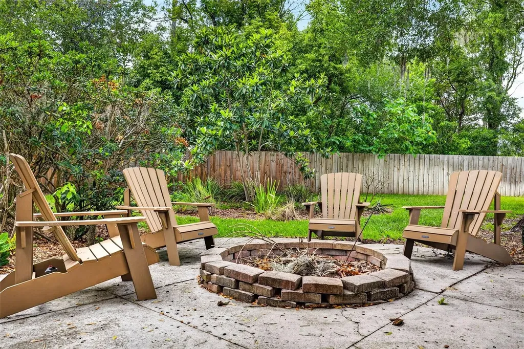32449 Laurel Court San Antonio FL 33576