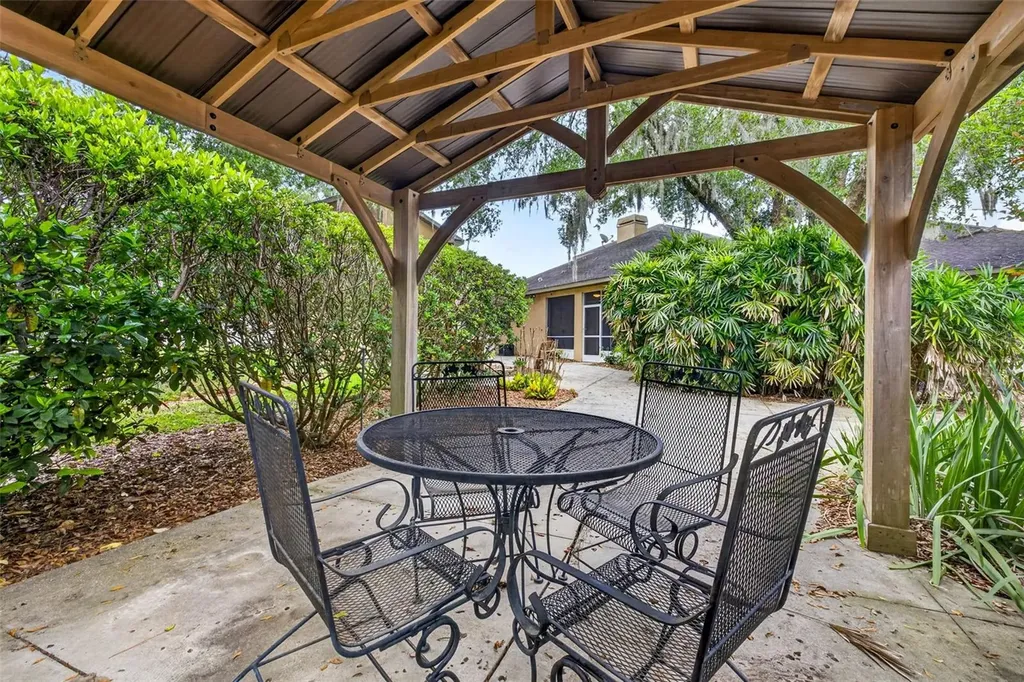 32449 Laurel Court San Antonio FL 33576